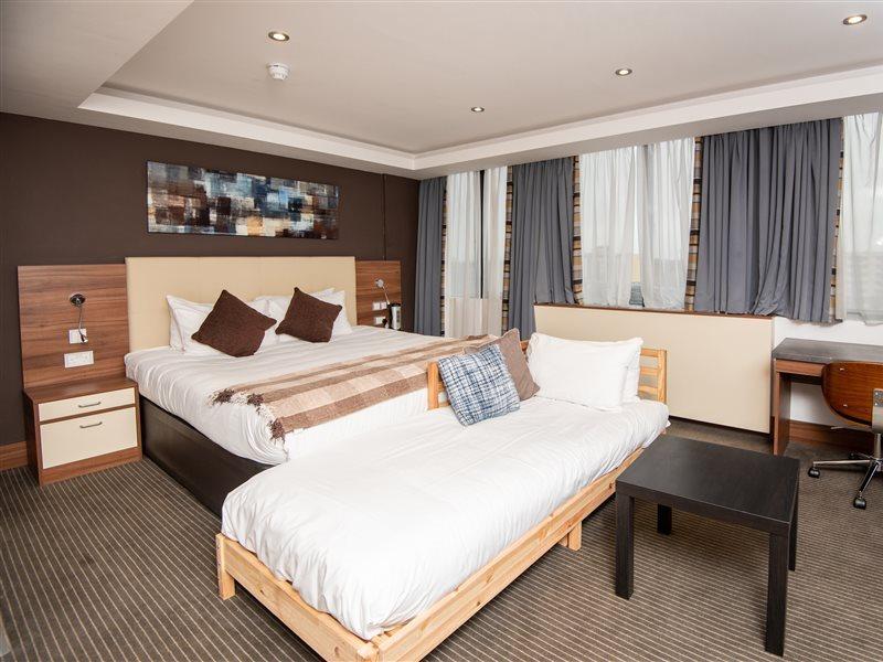 Livin' Serviced Apartments Watford  Exteriör bild