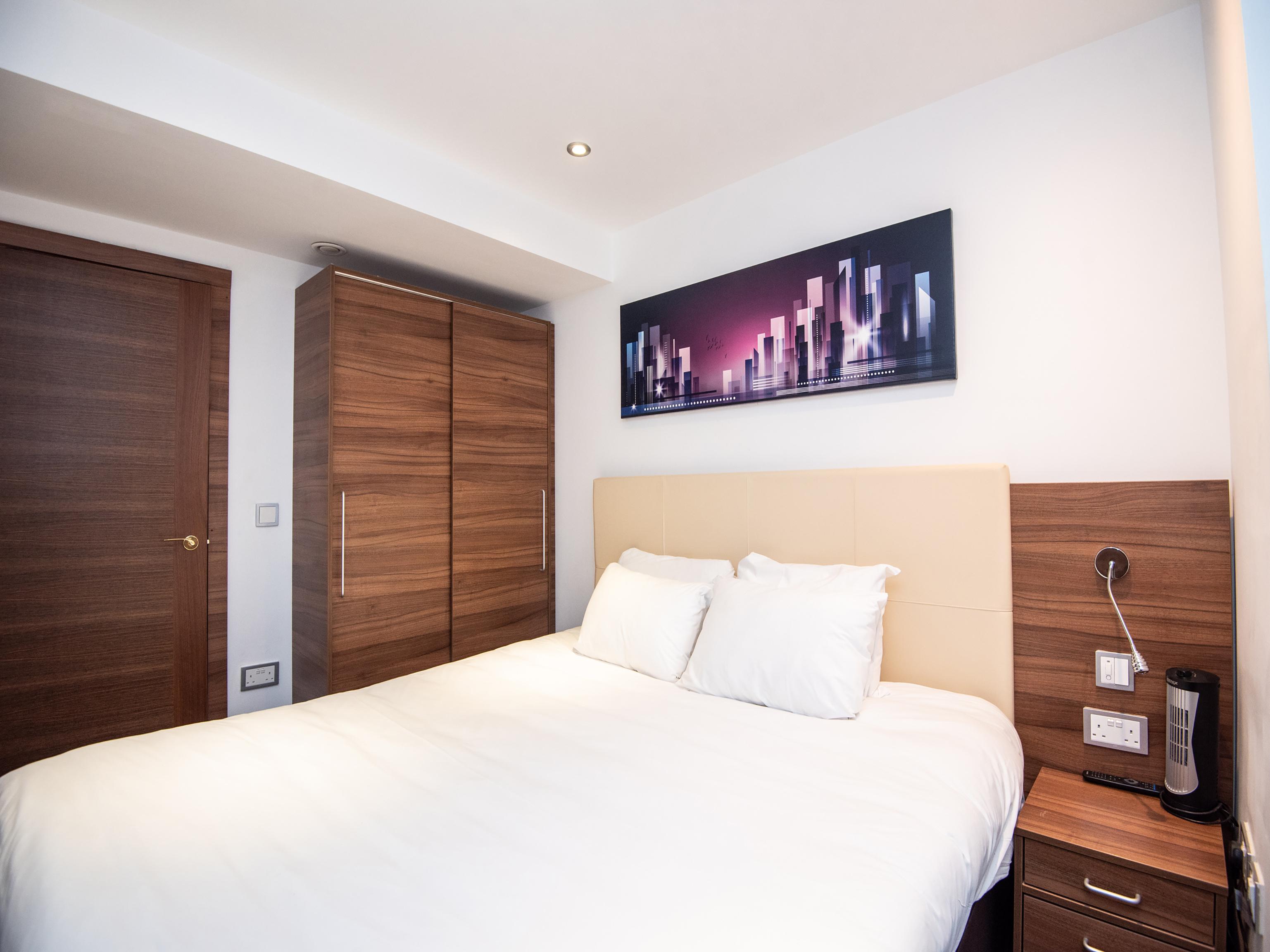 Livin' Serviced Apartments Watford  Exteriör bild