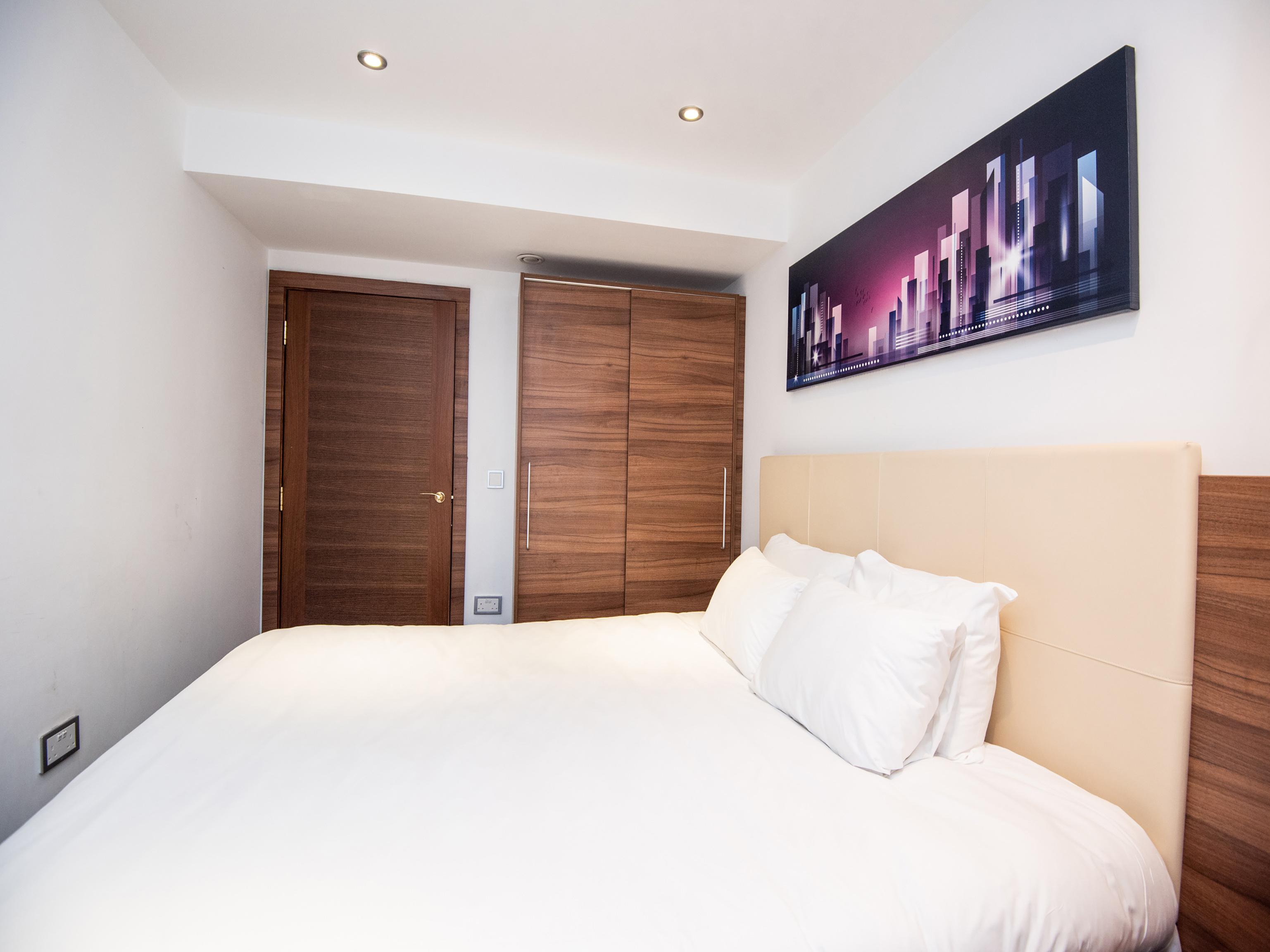 Livin' Serviced Apartments Watford  Exteriör bild