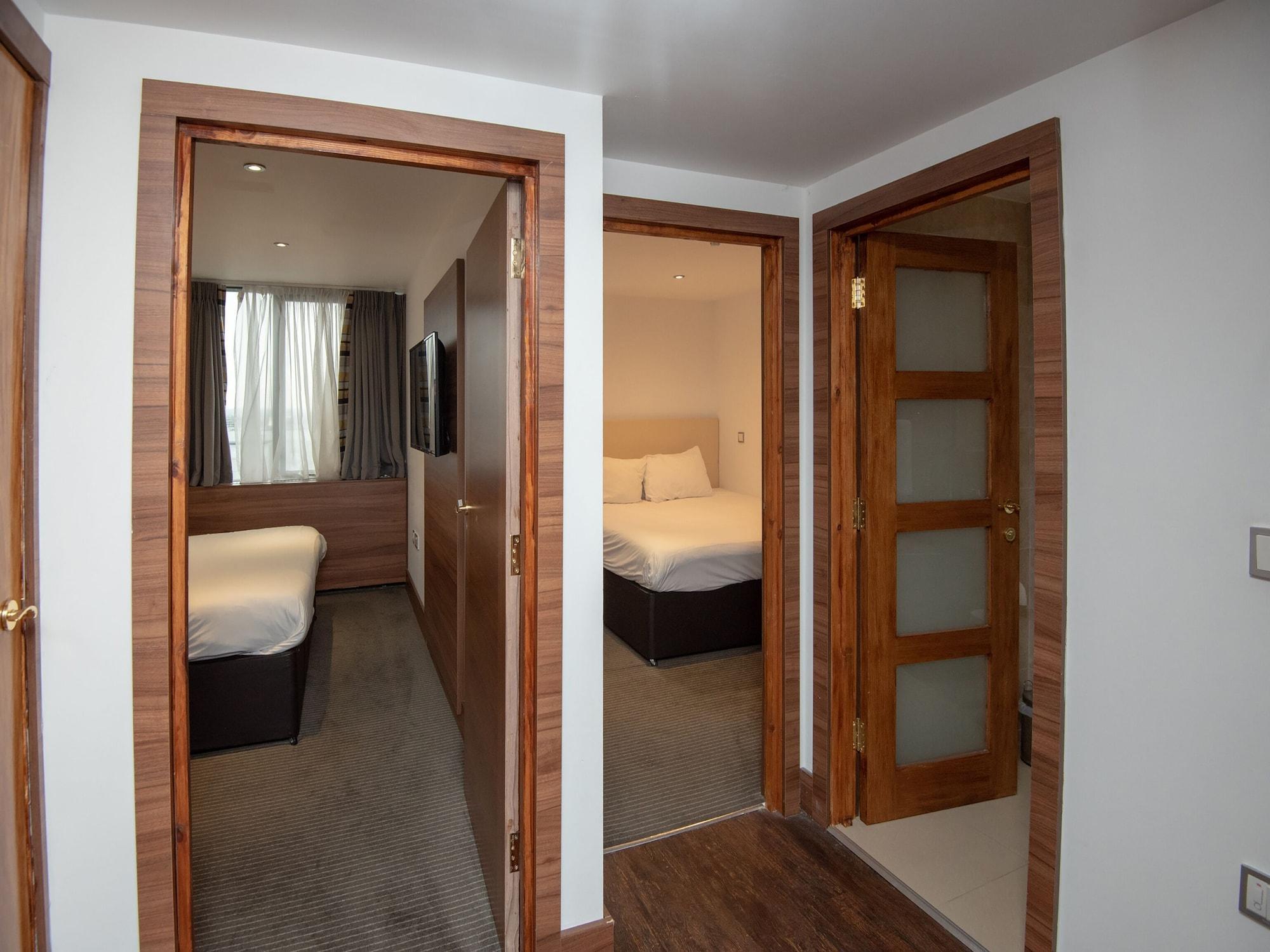 Livin' Serviced Apartments Watford  Exteriör bild