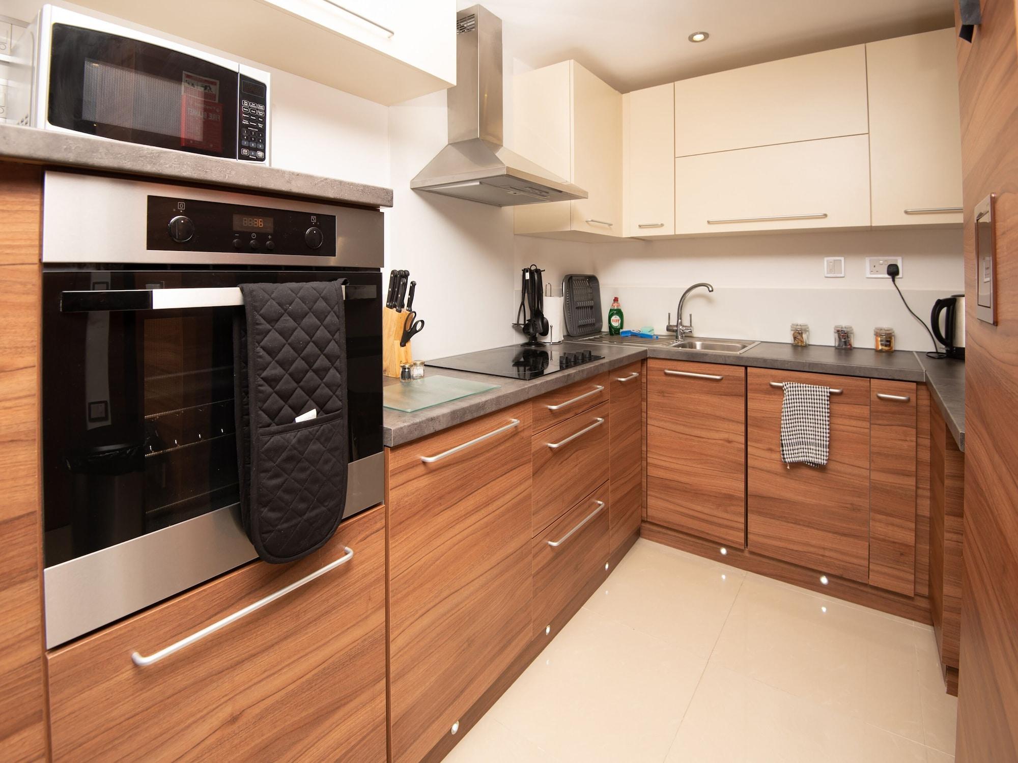 Livin' Serviced Apartments Watford  Exteriör bild