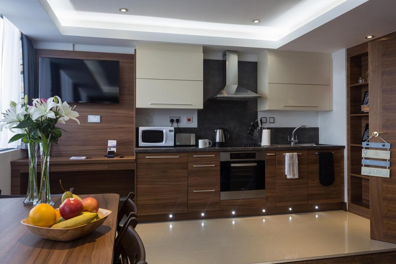 Livin' Serviced Apartments Watford  Exteriör bild